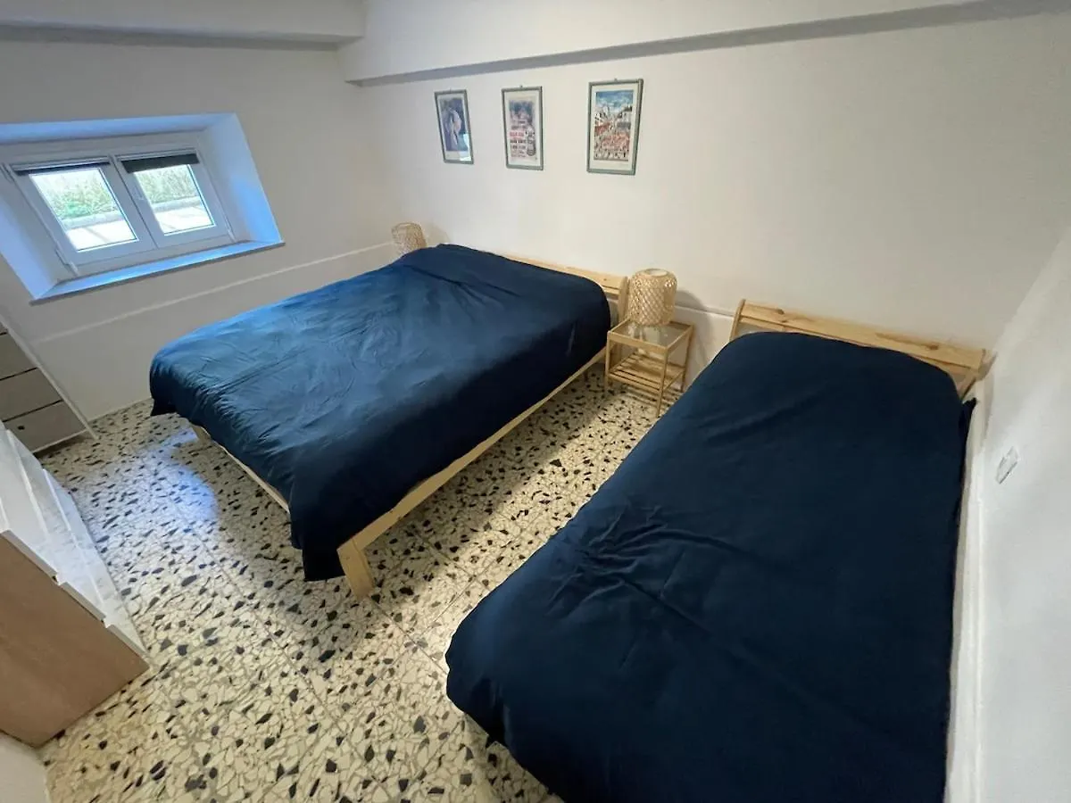 Appartamento Con Giardino Nel Cuore Di Viareggio 0*,  Italy